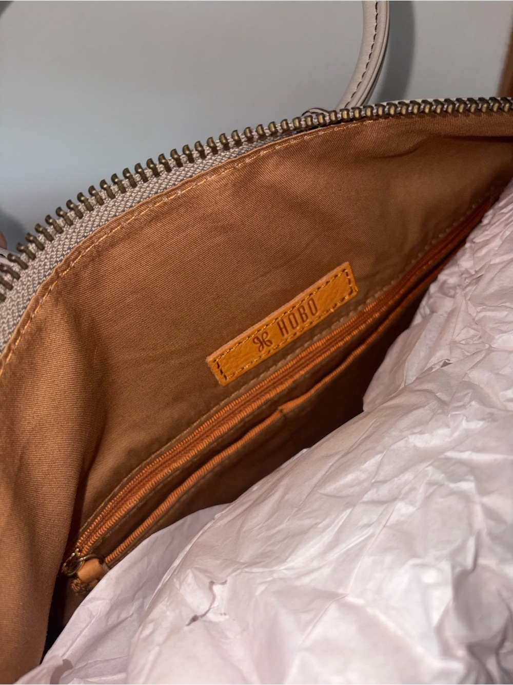 HOBO Sheila Women's Leather Tote Bag - Picture 8 of 14